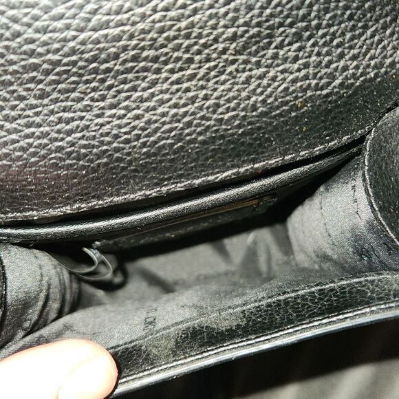 New! DKNY Graffiti Crossbody Bag With Bag Charms And Lock Purse Chain Adjustable - Picture 8 of 14